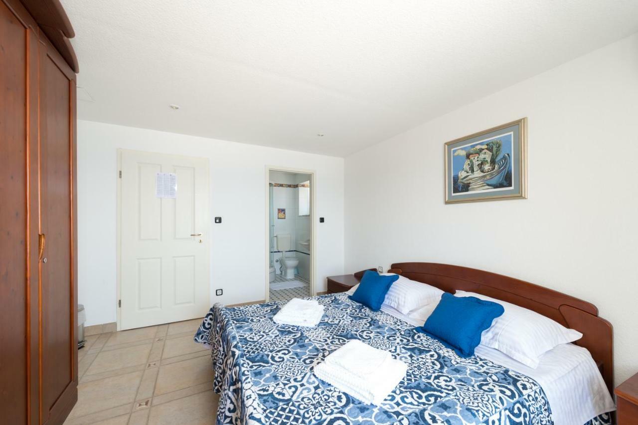 Riva Rooms Бол Екстериор снимка