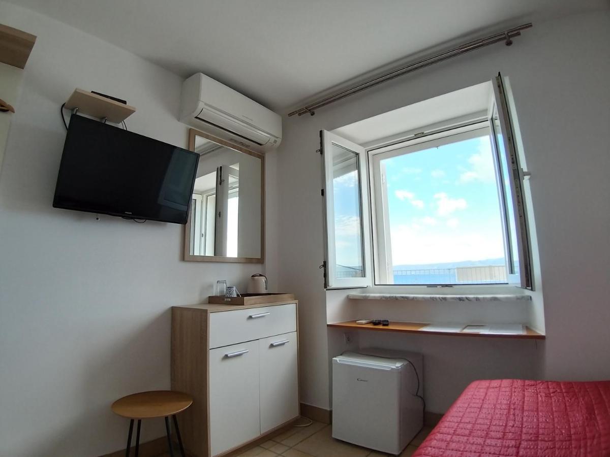 Riva Rooms Бол Екстериор снимка